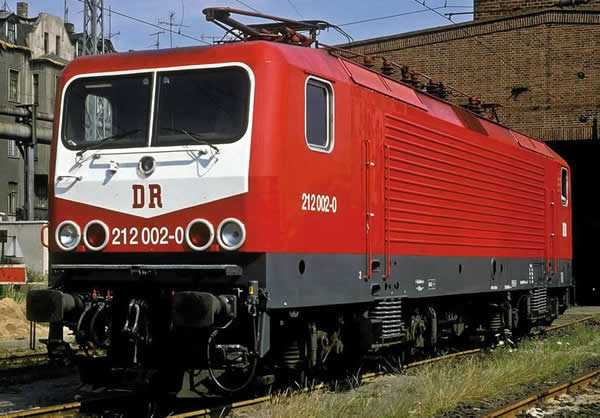Piko 51708 - German Electric Locomotive BR 212 of the DR