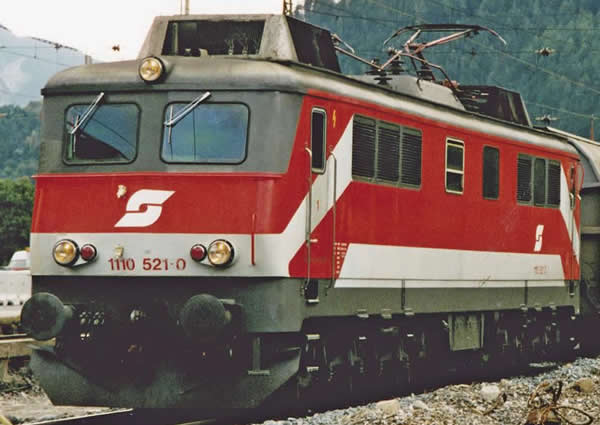 Piko 51765 - Austrian Electric Locomotive series 1110.5 of the ÖBB