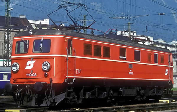 Piko 51767 - Austrian Electric Locomotive BR 1110 of the OBB