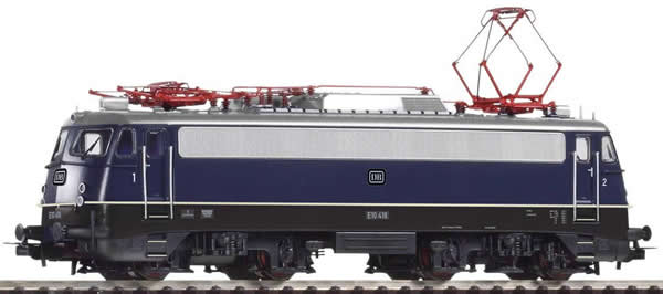 Piko 51800 - German Electric Locomotive E 10 418 of the DB