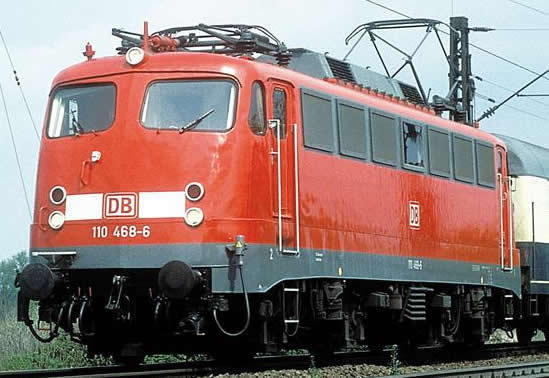 Piko 51802 - German Electric Locomotive BR 110 of the DB AG (Sound)