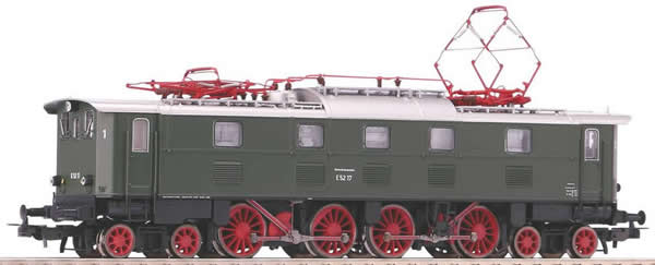 Piko 51824 - German Electric Locomotive E 52 of the DB
