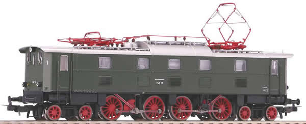 Piko 51825 - German Electric Locomotive E 52 of the DB