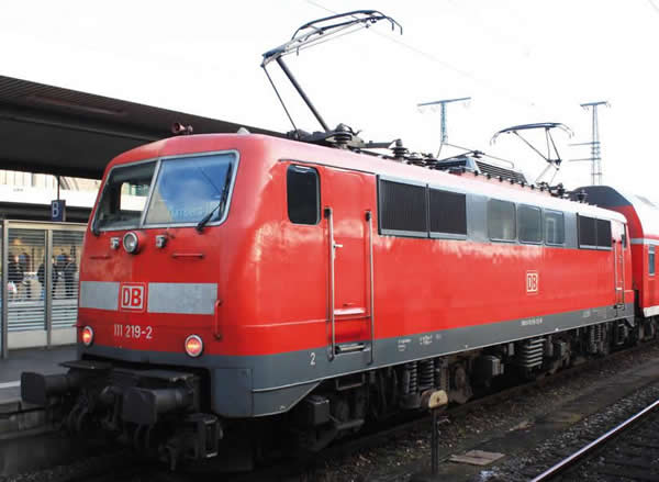 Piko 51842 - German Electric Locomotive BR 111 of the DB AG (Sound)