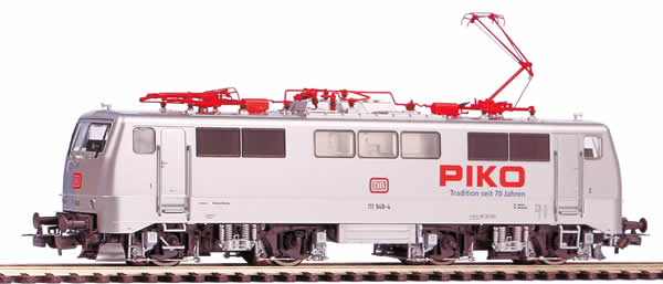 Piko 51850 - German Electric Locomotive BR 111 of the DB