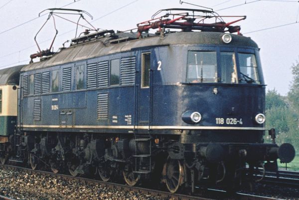 Piko 51878 - German Electric Locomotive BR 118 of the DB (Sound)