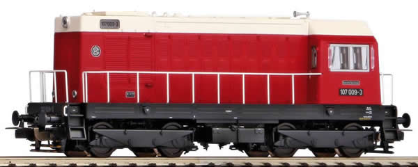 Piko 52420 - German Diesel locomotive BR 107 of the DR