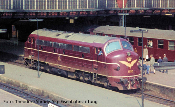 Piko 52503 - Danish Diesel Locomotive My 1100 of the DSB (w/ Sound)