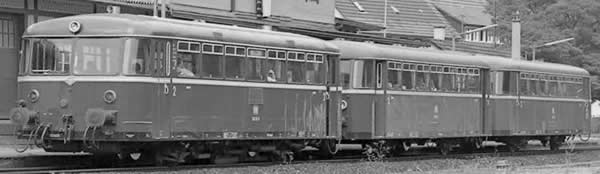 Piko 52721 - German Diesel Railcar 798 & Trailer 998.6 of the DB