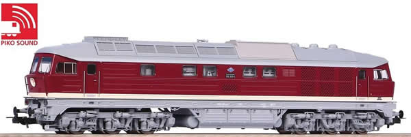 Piko 52767 - German Diesel Locomotive BR 132 of the DR (Sound)