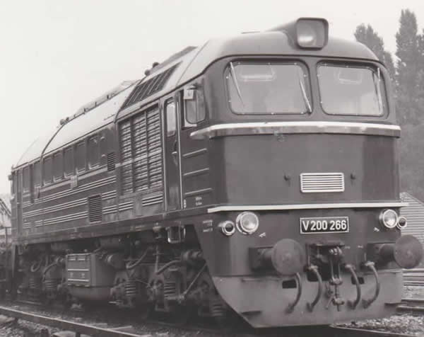 Piko 52802 - German Diesel Locomotive BR V 200 of the DR (DCC Sound Decoder)