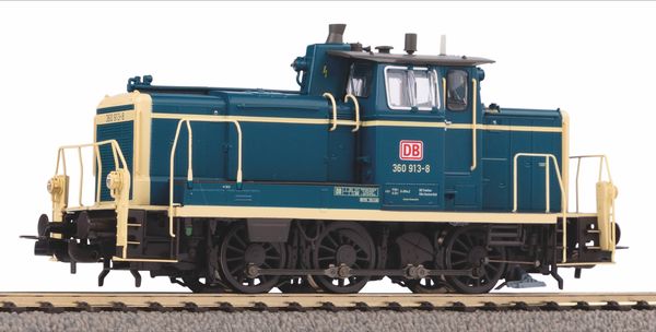 Piko 52833 - German Diesel Locomotive BR 260 of the DB AG (DCC Sound Decoder)