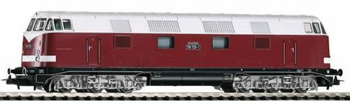 Piko 59583 - BR 118.6-8 Diesel 6-Axle DR IV Red/White