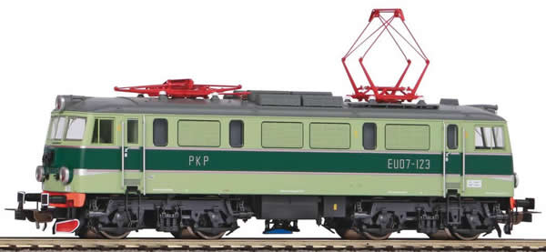 Piko 96380 - Polish Electric Locomotive EU07 of the PKP