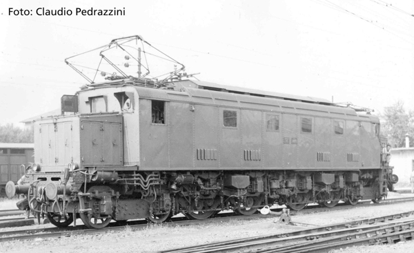 Piko 97471 - Italian Electric Locomotive Series E.428 of the FS (w/ Sound)