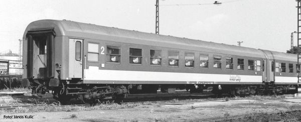 Piko 97627 - 2nd Cl. Passenger Car w/IC Lettering