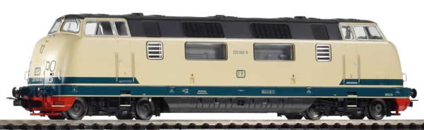 Piko 97731 - Italian Diesel Locomotive BR 220 045-9 of the FP