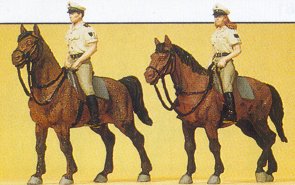 Preiser 10389 - German mounted pol summer
