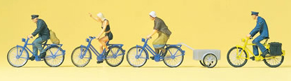 Preiser 10507 - Cyclists w/Bicycle Trailr