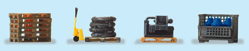 Preiser 17704 - Lattice box & pallets with loads