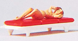 Preiser 29048 - Sun Bathing