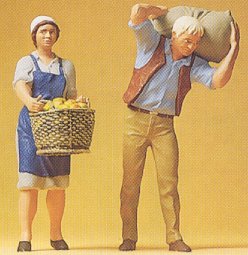 Preiser 45072 - Farmers wife w/basket
