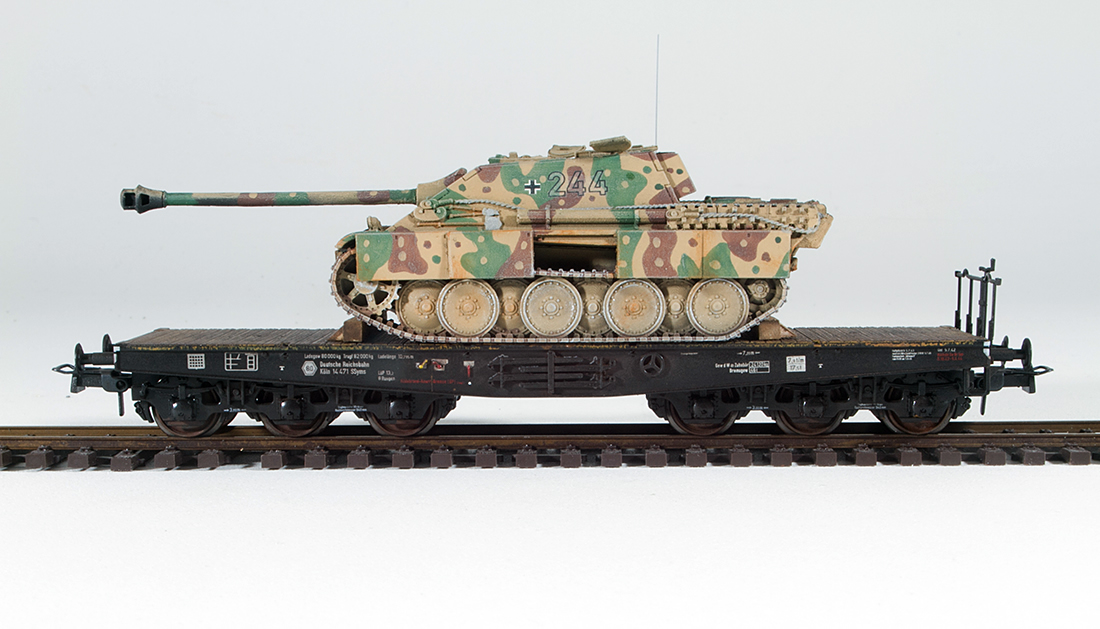 Boley HO #185-2119 JagdPanther Tank German Camouflage