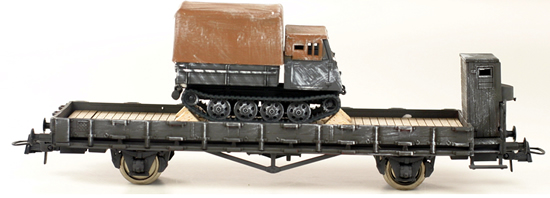 REI REI00130 - Steyr Raupenschlepper Ost Track Tractor on flat car   