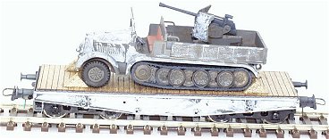 REI REI0062 - Half Track Vehicle w/ AA-Gun On 4-Axle Flat Car In Russian Front Winter Camouflage