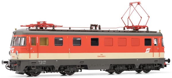 Rivarossi HR2542 - Austrian electric locomotive class 1046, 1 of the FS; with 3rd headlight and Valousek-design