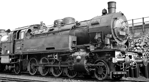 Rivarossi HR2666 - German steam locomotive class 93 of the DR; DC Digital with Sound
