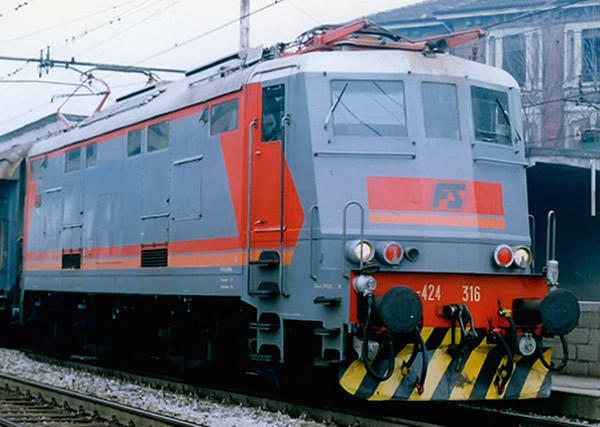 Rivarossi HR2707 - Italian electric locomotive E424 316 of the FS in “Navetta” livery, 52 pantograph