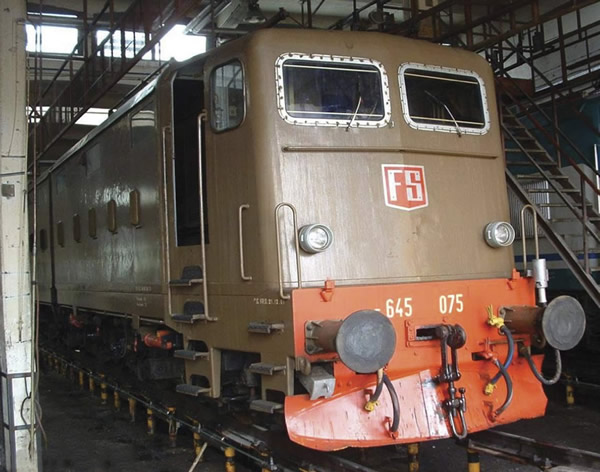Rivarossi HR2732 - Italian Electric Locomotive E.645 075 - 2nd series