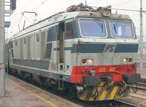 Rivarossi HR2876 - Italian Electric locomotive E.632 of the FS