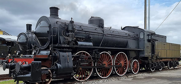 Rivarossi HR2916S - Italian Steam Locomotive Gr 685 of the FS (Sound)