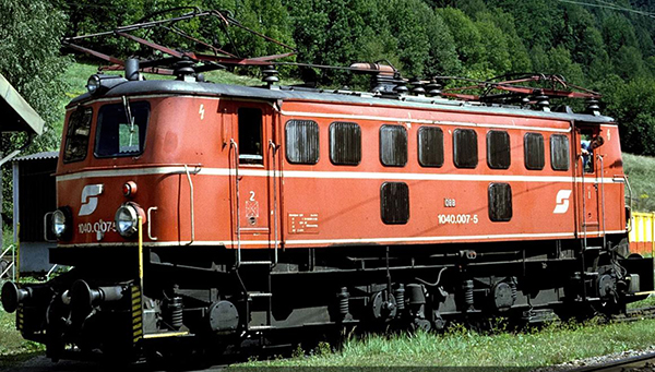 Rivarossi HR2940S - Austrian Electric Locomotive Series 1040 of the OBB (Sound)