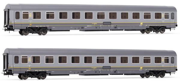Rivarossi HR4219 - Italian coach set type UIC-Z1 of the FS; 2nd class  two grey livery, squared FS logo
