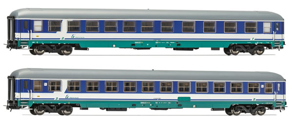 Rivarossi HR4245 - 2pc Passenger Coach Set UIC-X