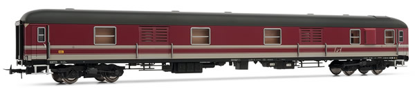 Rivarossi HR4249 - Italian baggage car X type 68 of the FS; in red livery with steel door