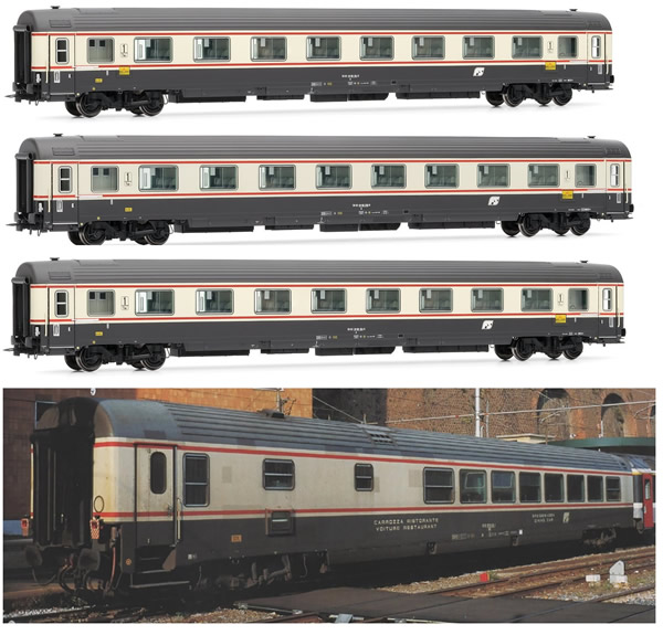 Rivarossi HR4271 - 4pc Passenger Coach Set Gran Confort Coach 85/88 with restaurant coach 88 series - ribbed roof