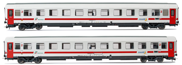 Rivarossi HR4284 - 2pc 2nd Class Passenger coaches type UIC-Z