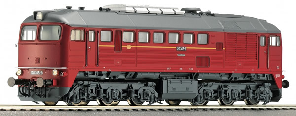 Roco 36289 - German Diesel Locomotive Class 120 of the DR