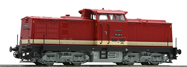Roco 36300 - German Diesel Locomotive BR 110 of the DR