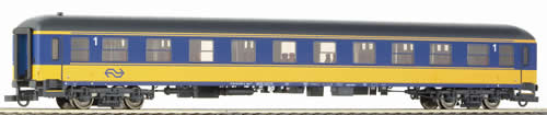 Roco 45141 - 1st Class Passenger Train Wagon ICL