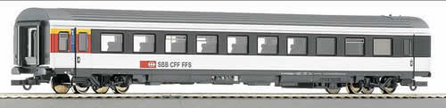 Roco 45326 - EW-IV 1 class w/ service compartment
