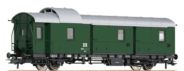 Roco 54204 - German Luggage Wagon of the DR