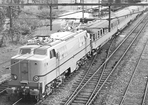 Roco 61449 - Dutch Electric Locomotive Set of the NS (DCC Sound Decoder)