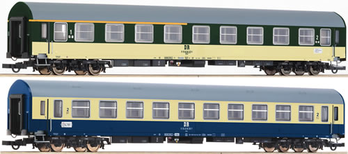 Roco 64080 - 2-piece set: Passenger wagons, DR