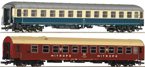 Roco 64147 - German 2-piece Set Passenger Carriage Saßnitz-Express of the DR