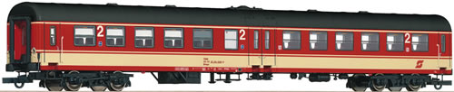 Roco 64427 - 2nd class center entry wagon, ÖBB